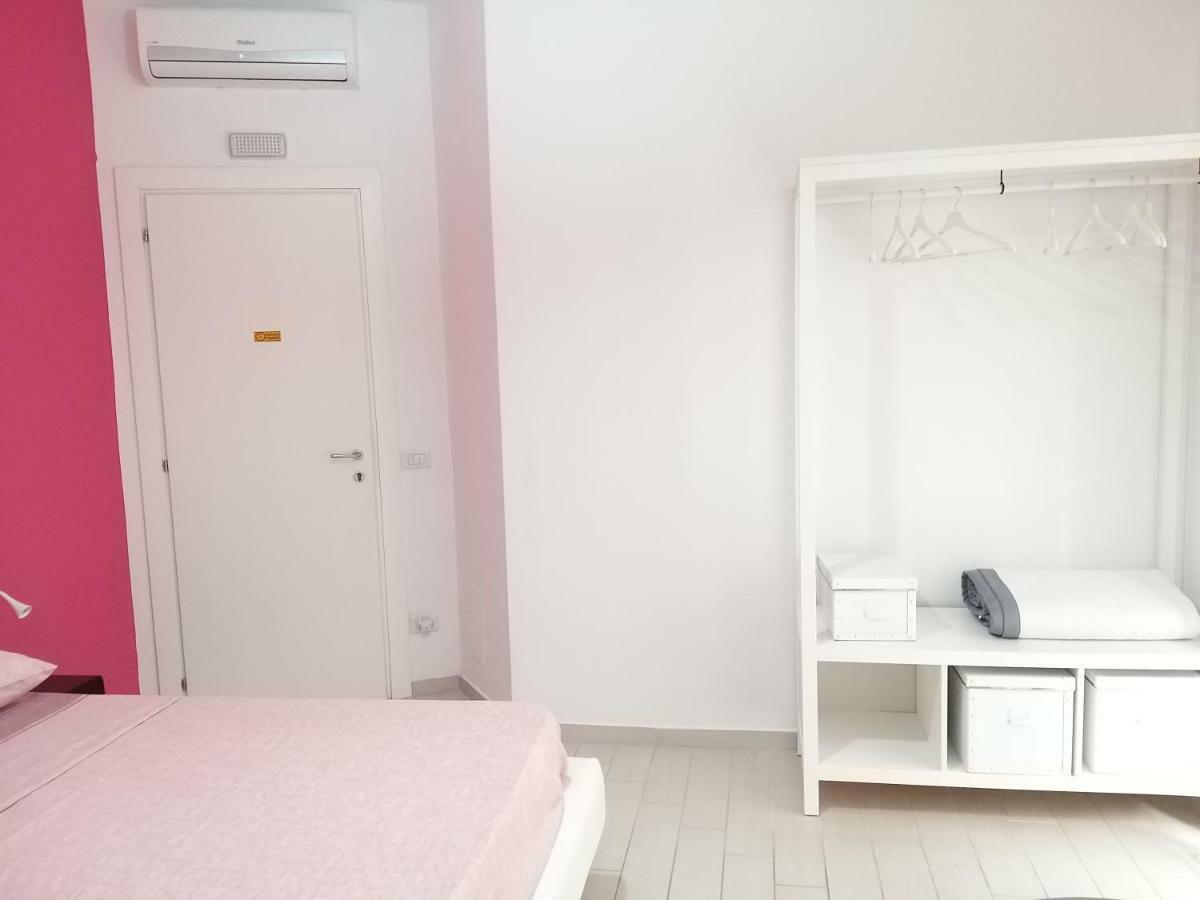 Vomerooms Неаполь Экстерьер фото